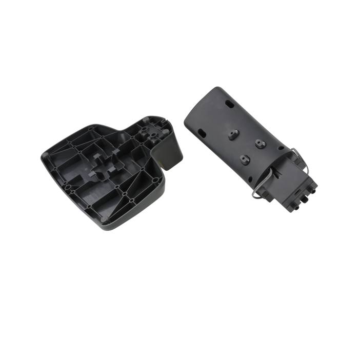 Vacuum cleaner charger plinth