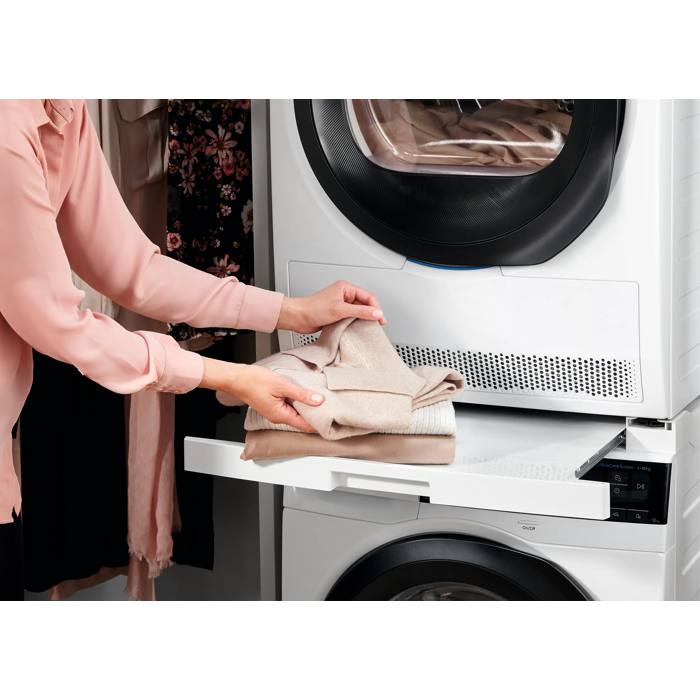 E1WYHSK2 Electrolux Staplingskit med utdragbar hylla